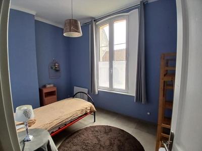 Appartement - 160 m² - 6 pièces