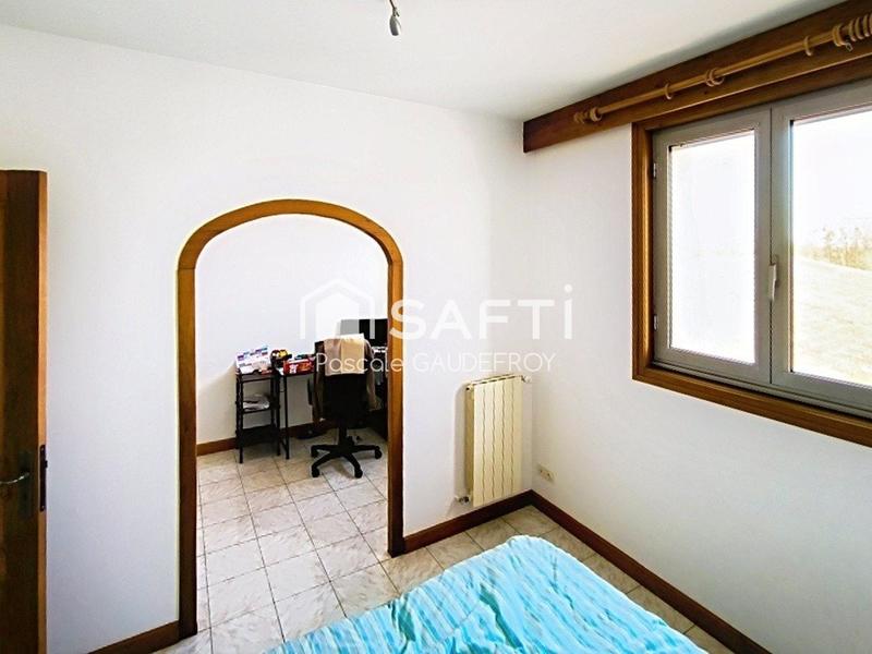 Maison - 219 m² - 8 pièces