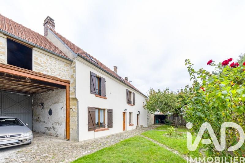 Maison - 151 m² - 8 pièces