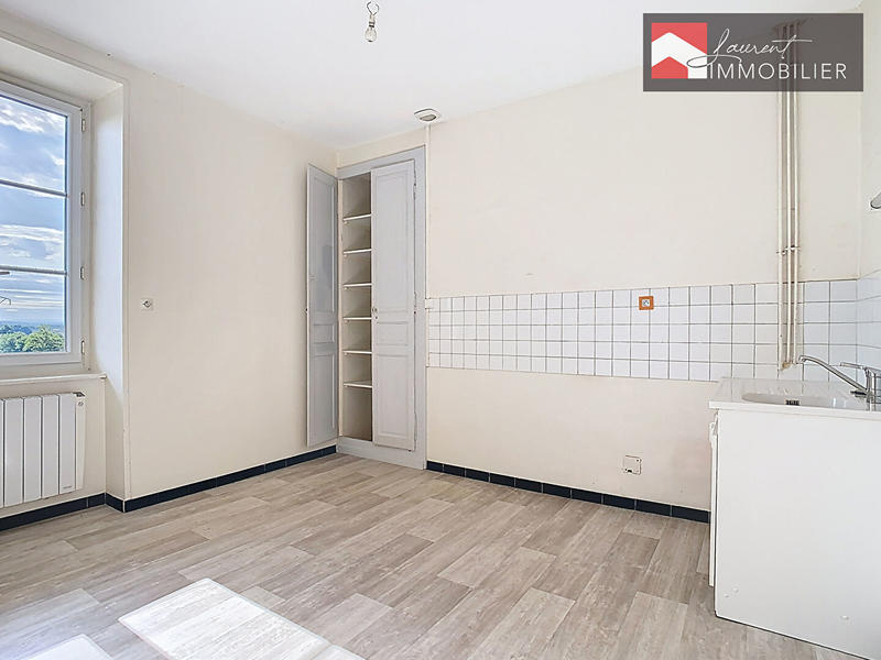 Maison - 187 m² - 7 pièces