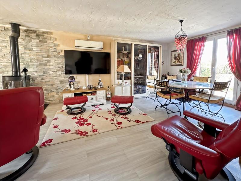 Maison - 95 m² - 4 pièces