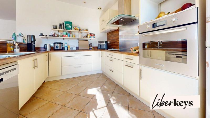 Corps de ferme - 109 m² - 5 pièces