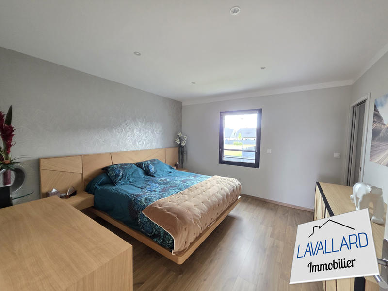 Maison - 167 m² - 6 pièces