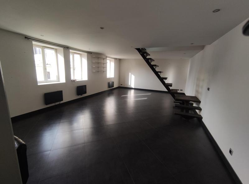 Appartement - 118 m² - 3 pièces