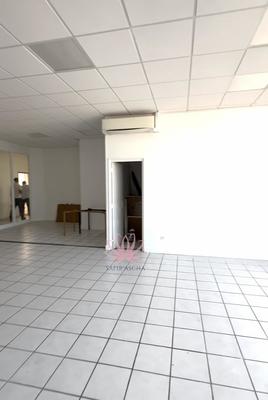 Local commercial - 88 m² - 1 pièce