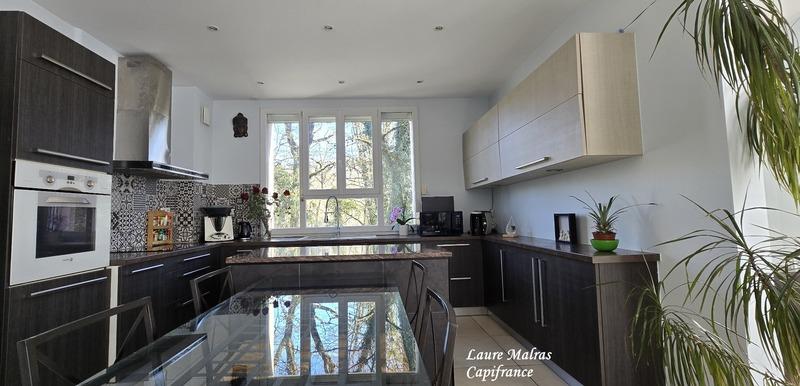 Appartement - 84 m² - 3 pièces