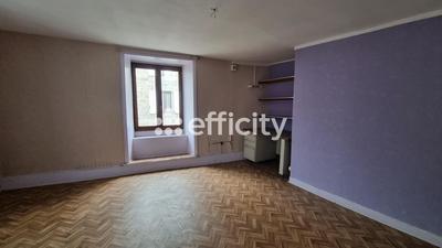 Maison - 152 m² - 6 pièces