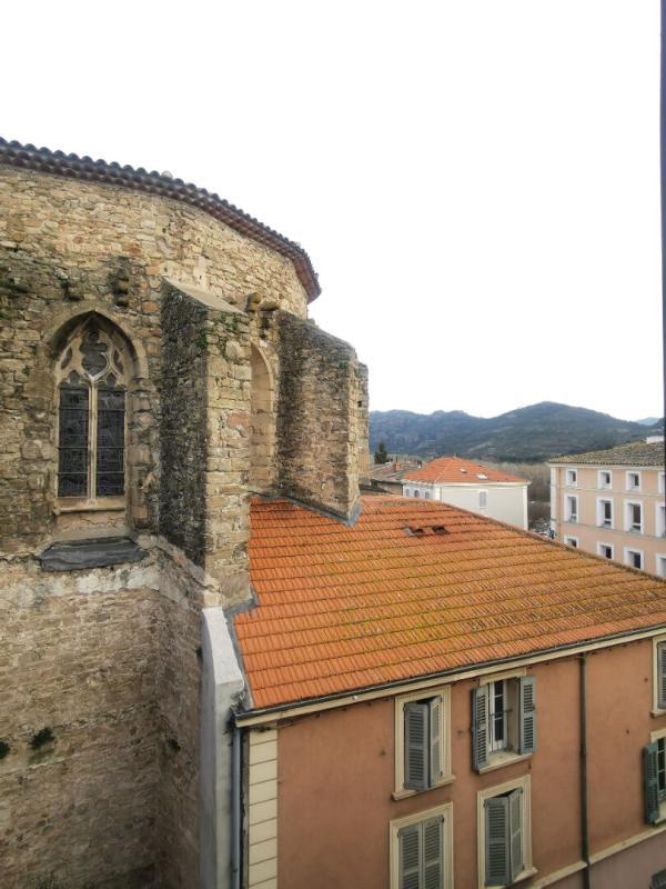 Appartement - 77 m² - 3 pièces