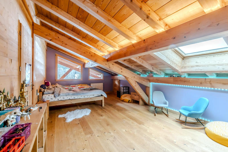 Châlet - 265 m² - 10 pièces