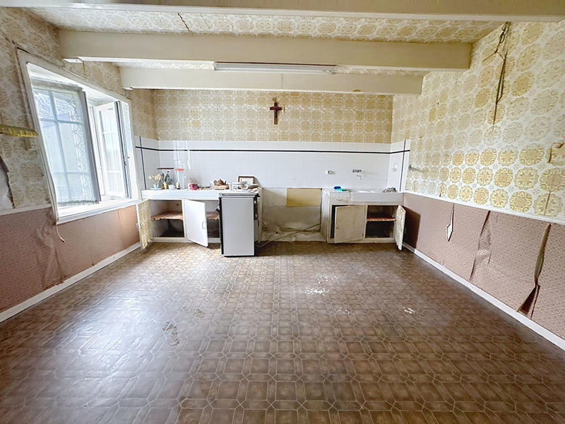 Maison - 85 m² - 5 pièces