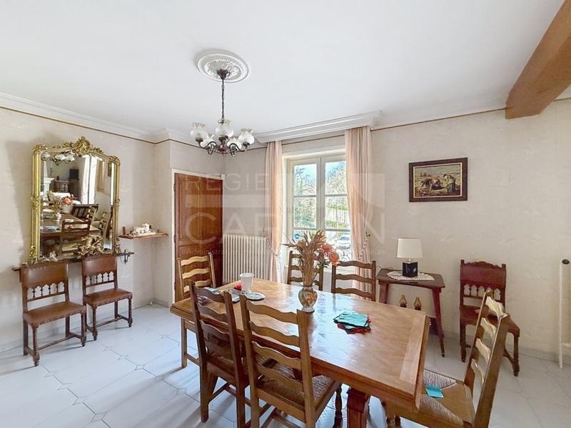 Maison - 166 m² - 6 pièces