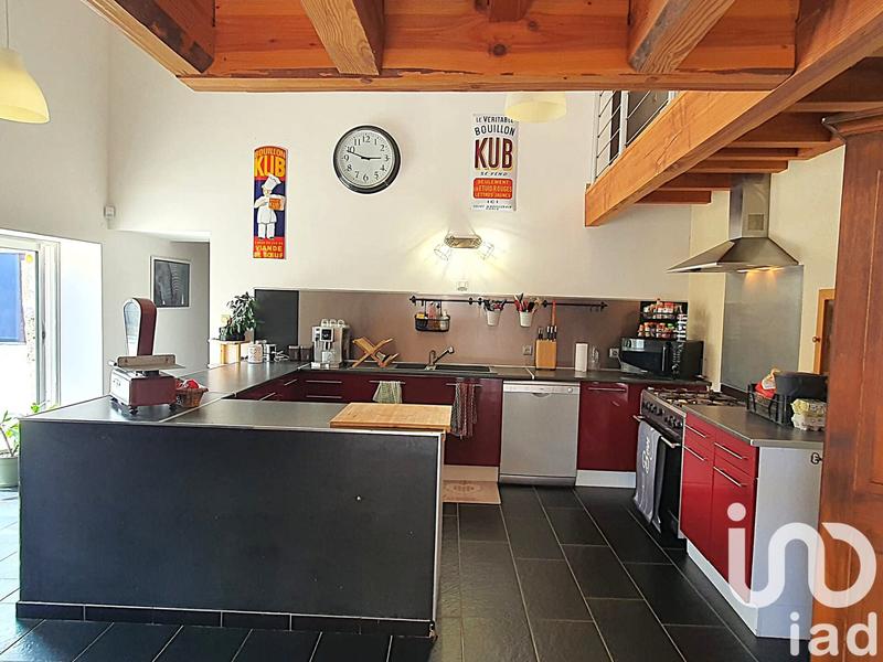 Maison - 192 m² - 6 pièces