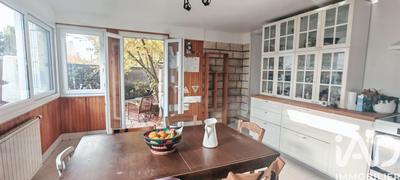 Maison - 121 m² - 6 pièces