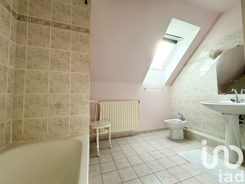 Maison - 168 m² - 7 pièces