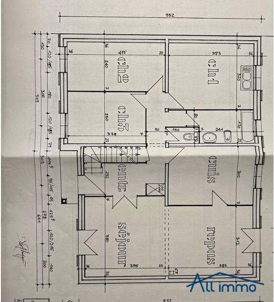 Maison - 145 m² - 8 pièces