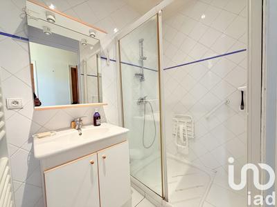 Maison - 202 m² - 9 pièces