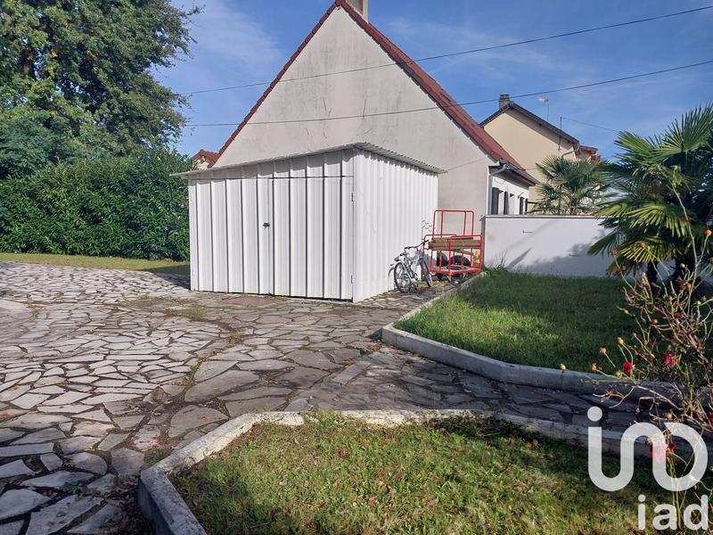 Maison - 176 m² - 8 pièces