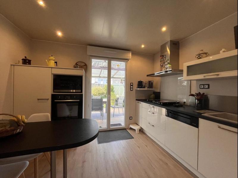 Maison - 138 m² - 7 pièces