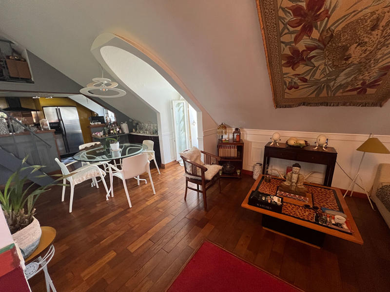 Appartement - 120 m² - 3 pièces