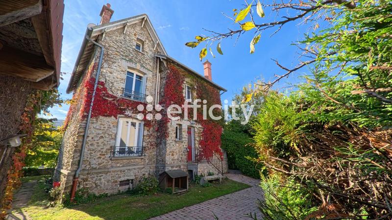 Pavillon - 195 m² - 10 pièces