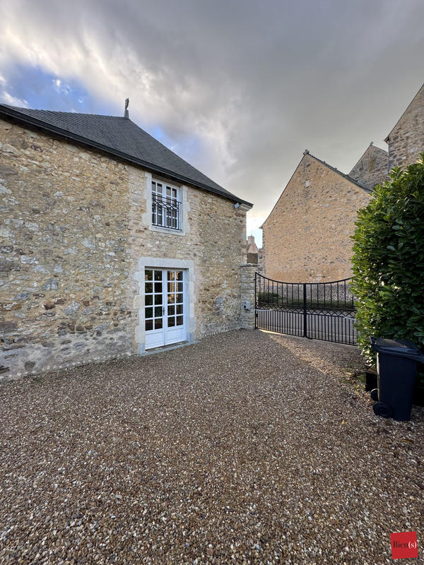 Maison ancienne - 173 m² - 7 pièces