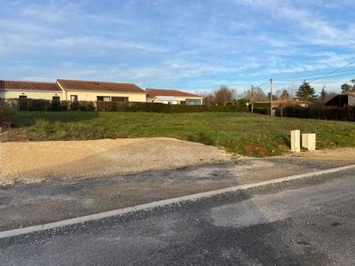 Terrain constructible - 732 m²