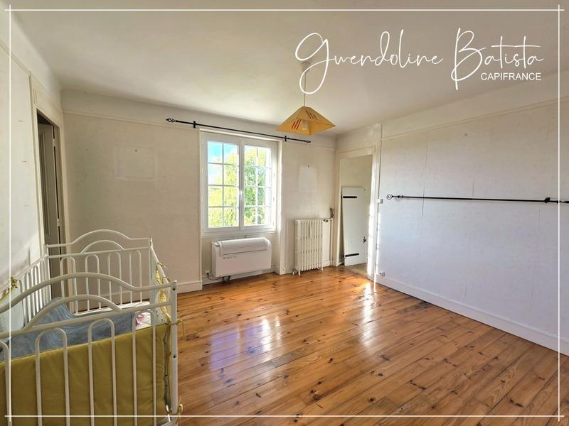 Maison bourgeoise - 240 m² - 10 pièces