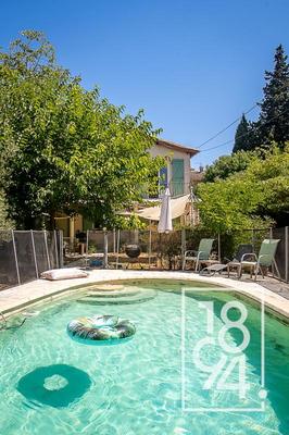 Maison - 108 m² - 4 pièces