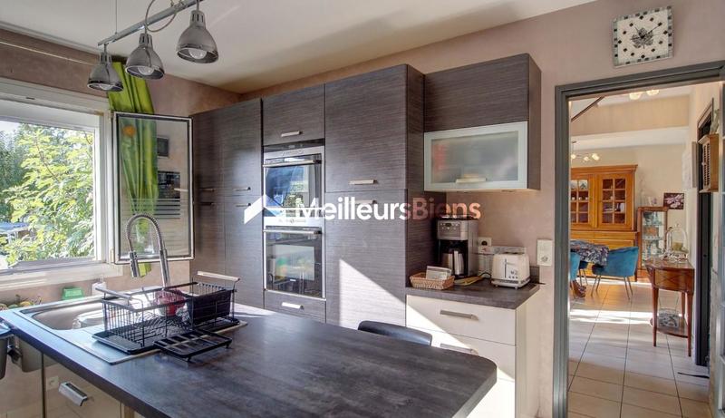 Maison - 137 m² - 6 pièces