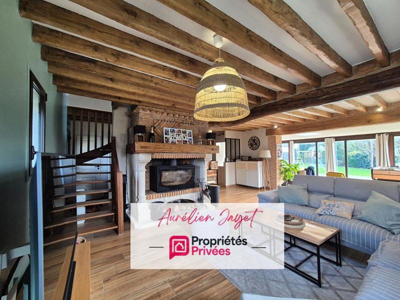 Maison - 205 m² - 5 pièces
