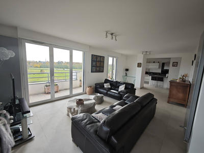 Appartement - 136 m² - 4 pièces