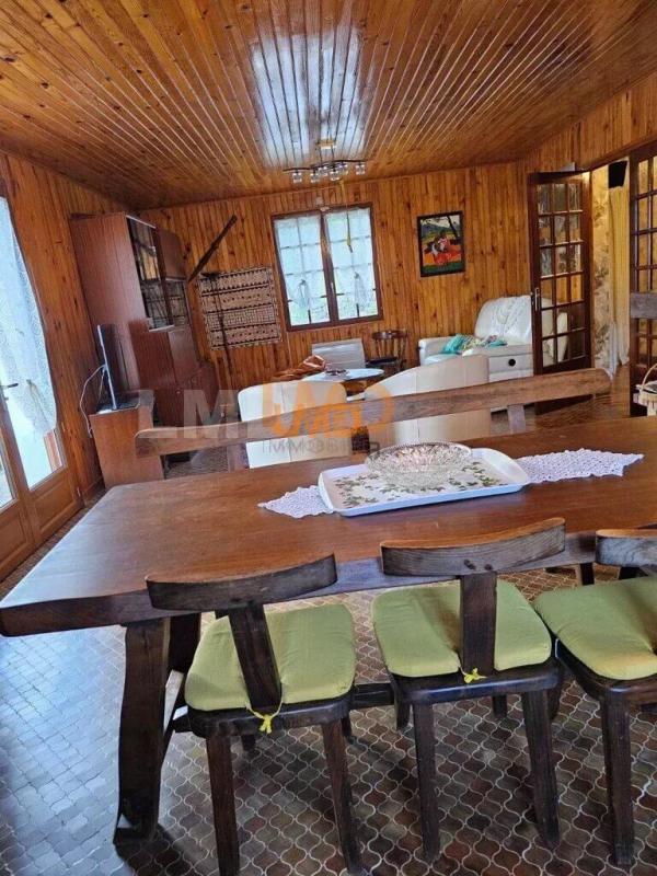 Maison - 147 m² - 6 pièces