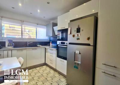 Maison - 145 m² - 6 pièces