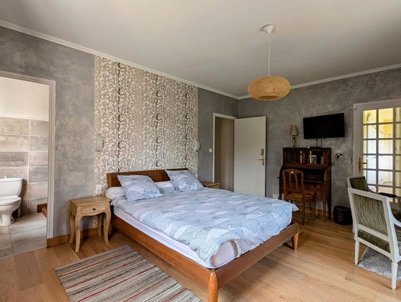 Propriété - 371 m² - 10 pièces