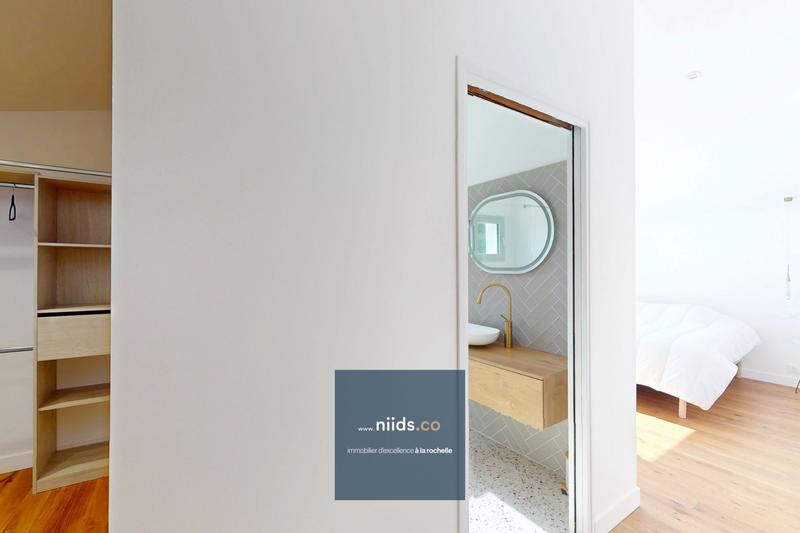 Maison - 189 m² - 5 pièces