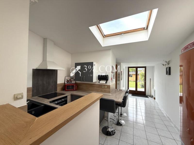 Maison - 100 m² - 4 pièces