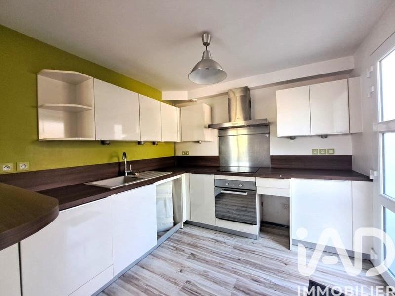 Appartement - 81 m² - 3 pièces