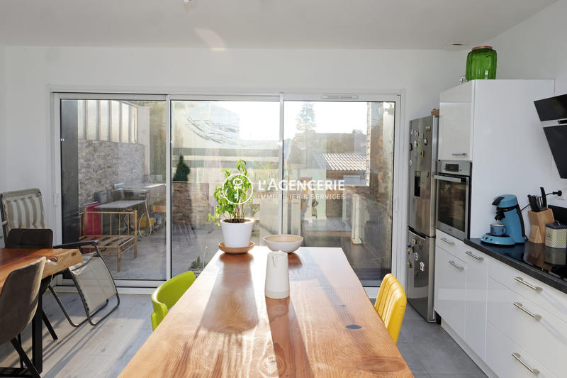 Appartement - 101 m² - 3 pièces