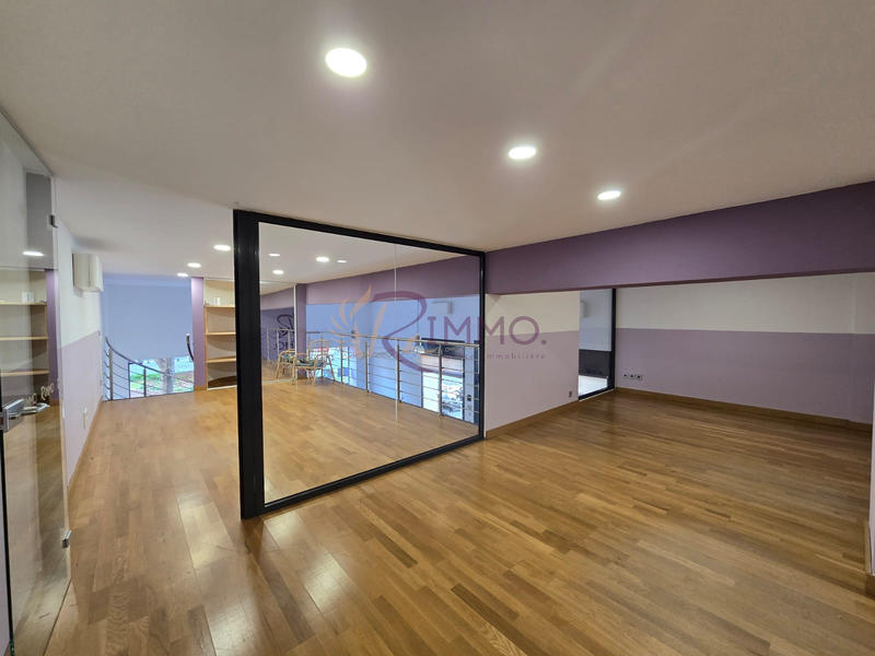 Local commercial - 120 m²