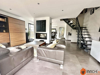 Maison - 130 m² - 5 pièces