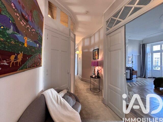 Appartement - 178 m² - 6 pièces