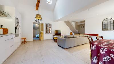 Maison traditionnelle - 514 m² - 15 pièces