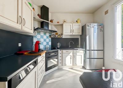 Maison - 77 m² - 5 pièces