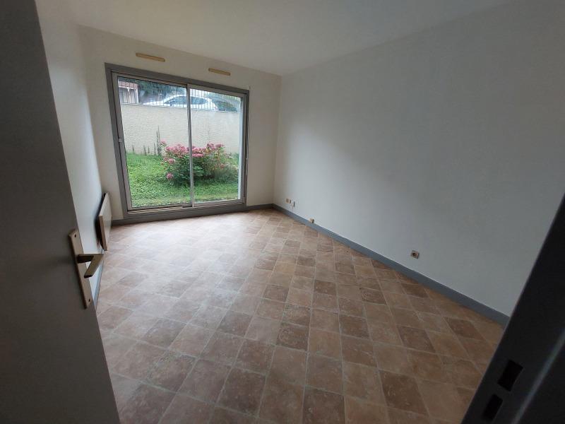 Studio - 24 m² - 1 pièce