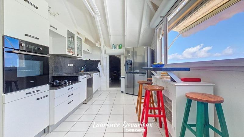 Appartement - 153 m² - 3 pièces