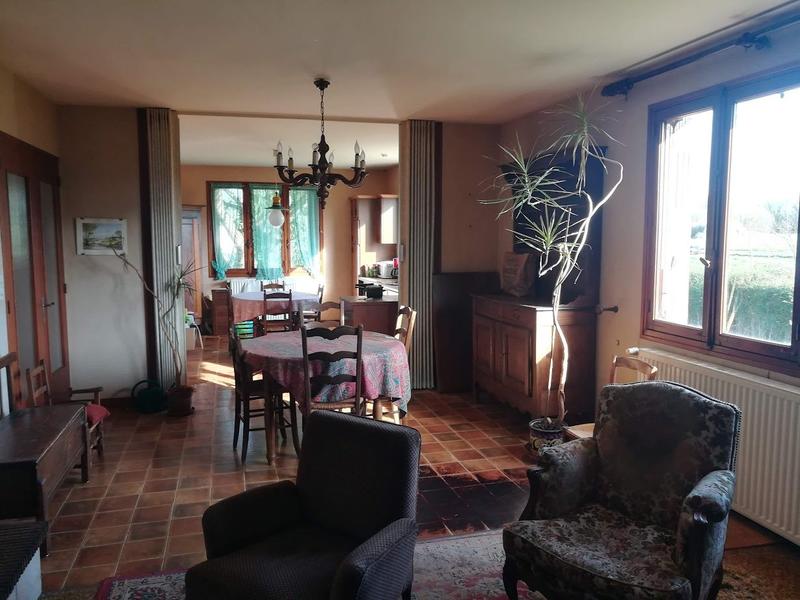 Maison - 117 m² - 8 pièces