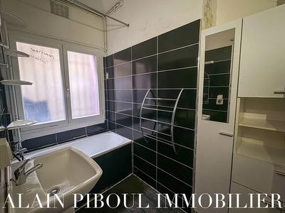 Maison traditionnelle - 99 m² - 5 pièces