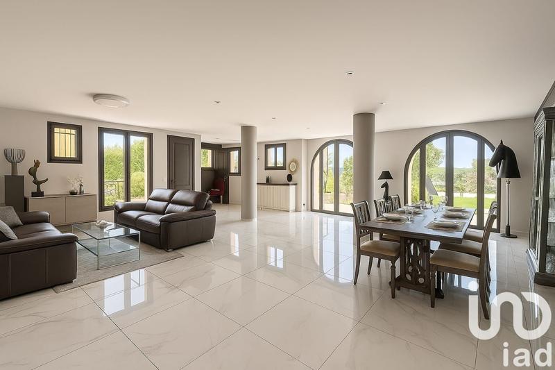 Appartement - 118 m² - 3 pièces