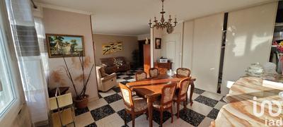 Appartement - 93 m² - 4 pièces