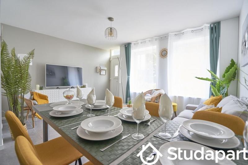 Chambre - 13 m² - 1 pièce